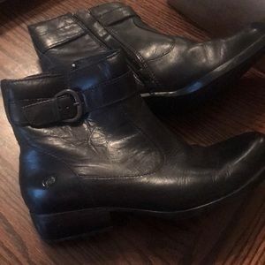Born black leather boots size 8.5 motorcycle